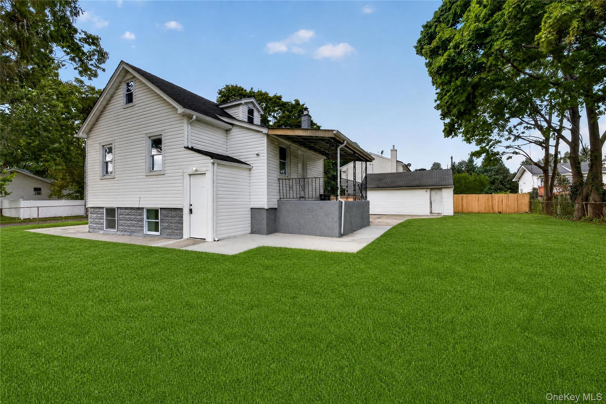 75 Apricot Street – For Sale photo 3