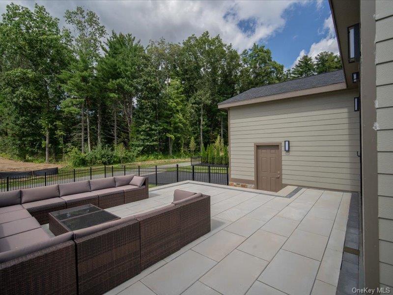 31 Oak Riidge Boulevard – For Sale photo 43