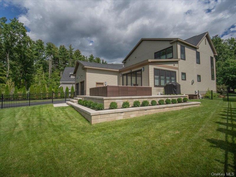 31 Oak Riidge Boulevard – For Sale photo 40