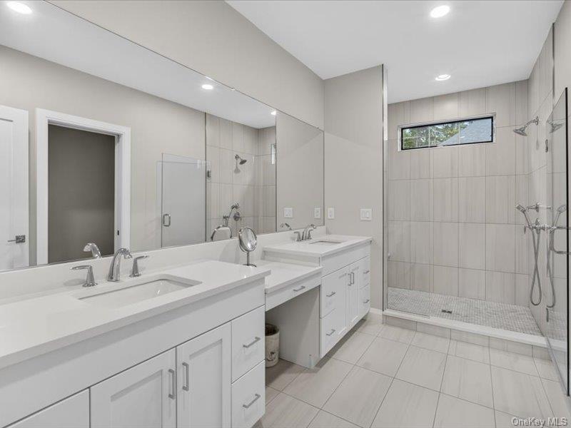 31 Oak Riidge Boulevard – For Sale photo 27