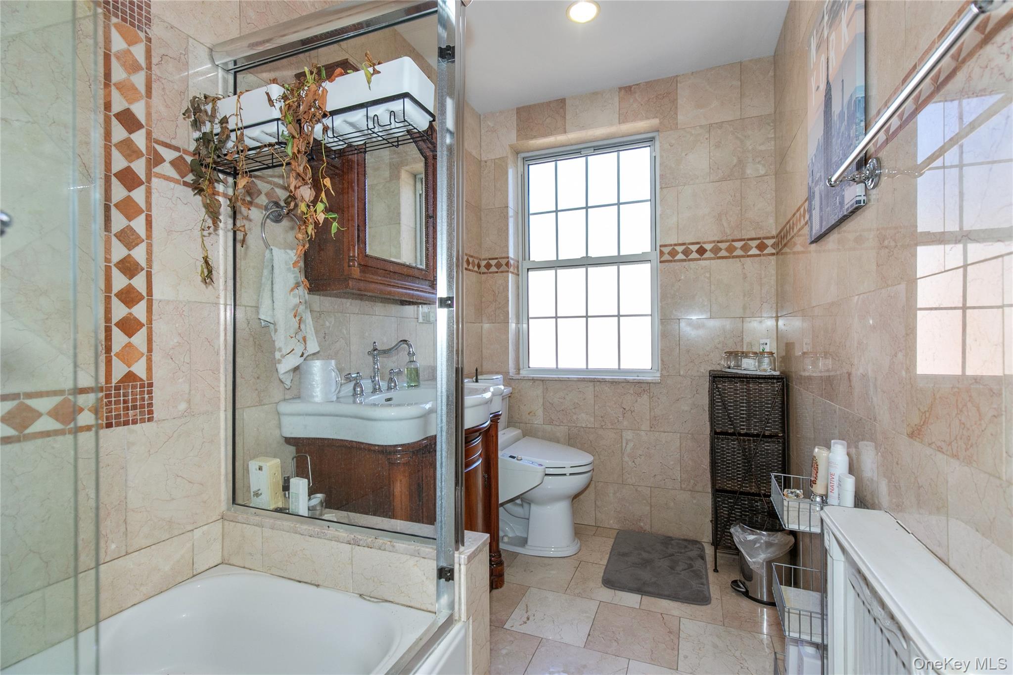 90 Knightsbridge Road, Unit 4J photo 10