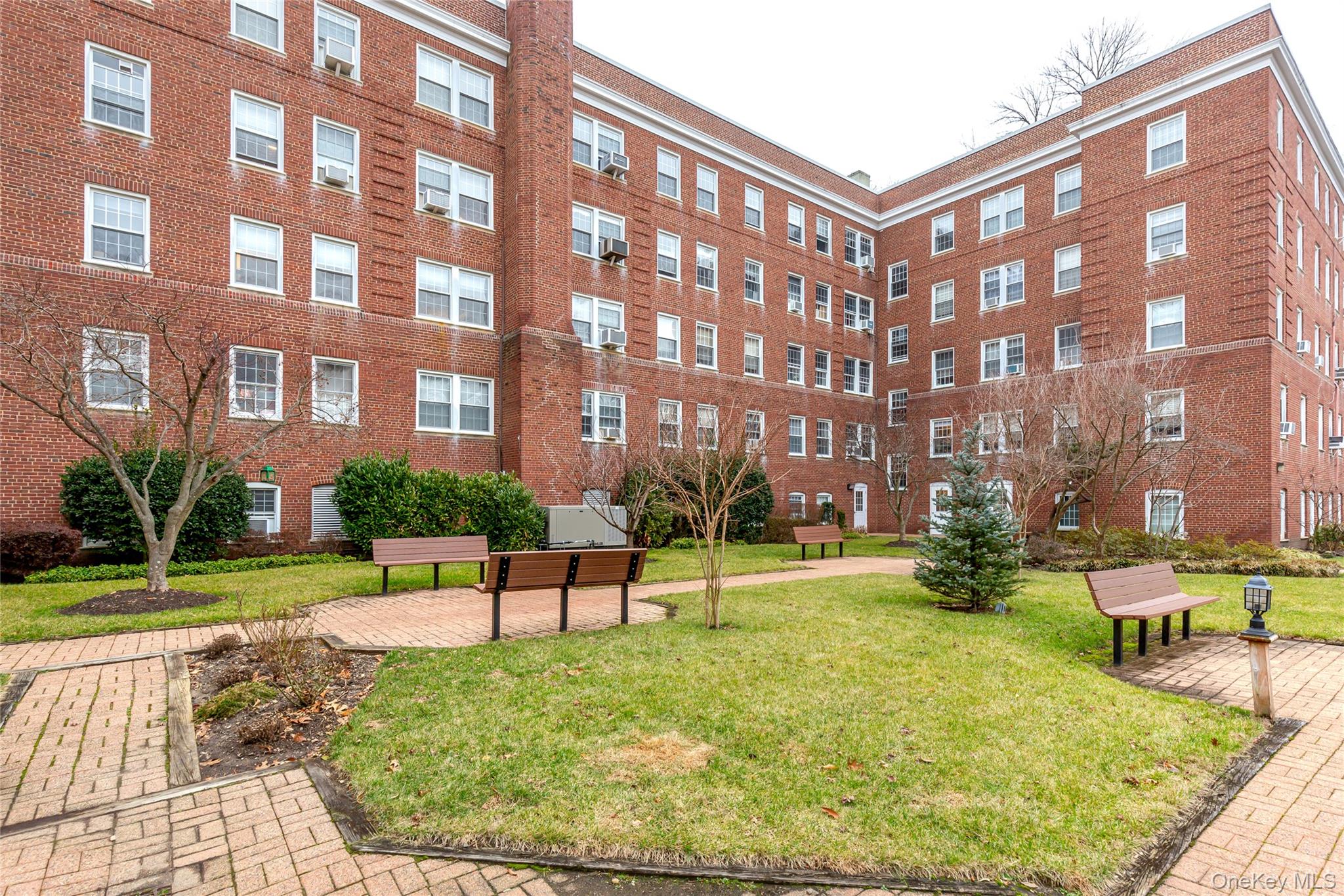 90 Knightsbridge Road, Unit 4J photo 13