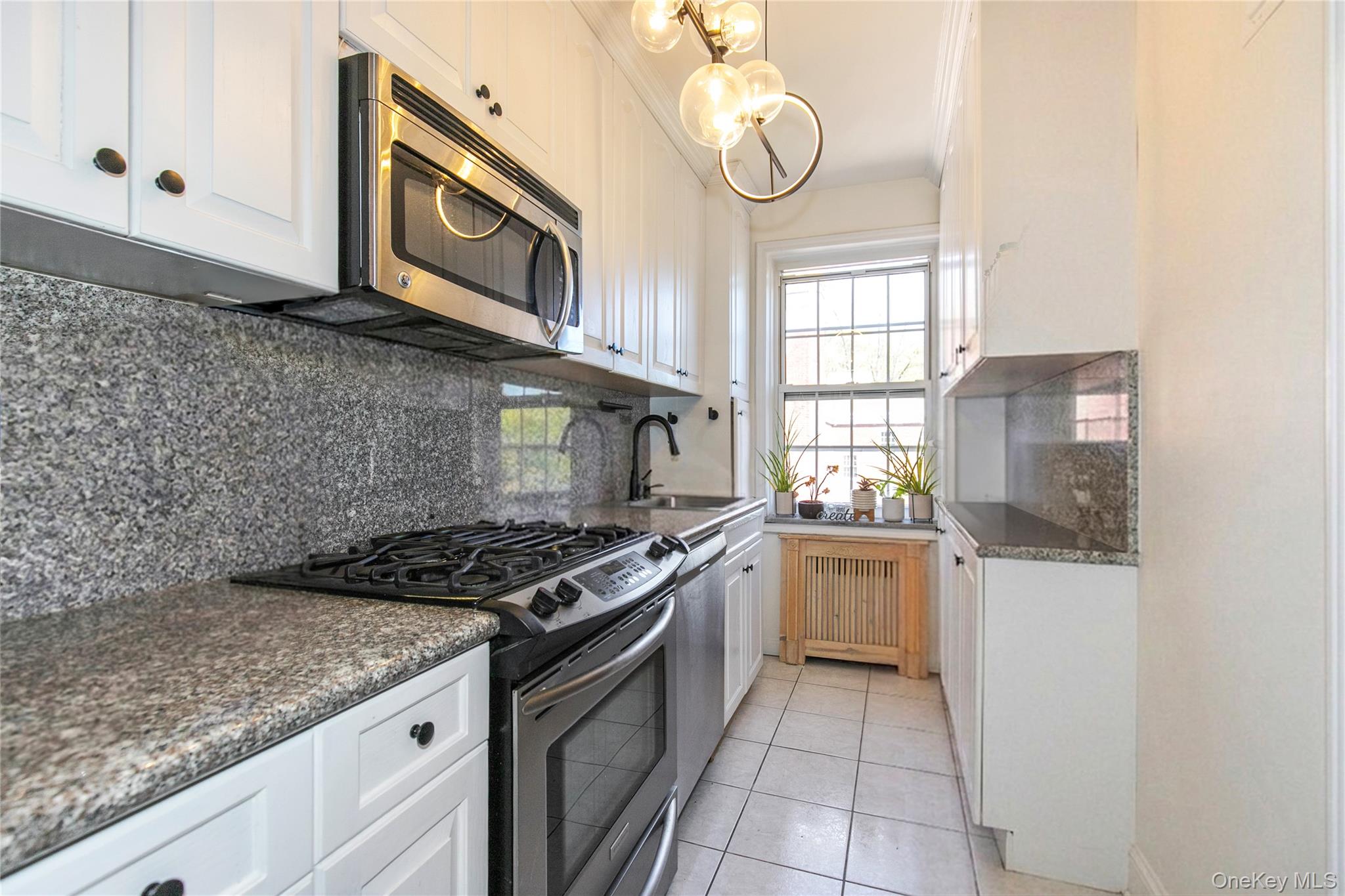90 Knightsbridge Road, Unit 4J photo 9