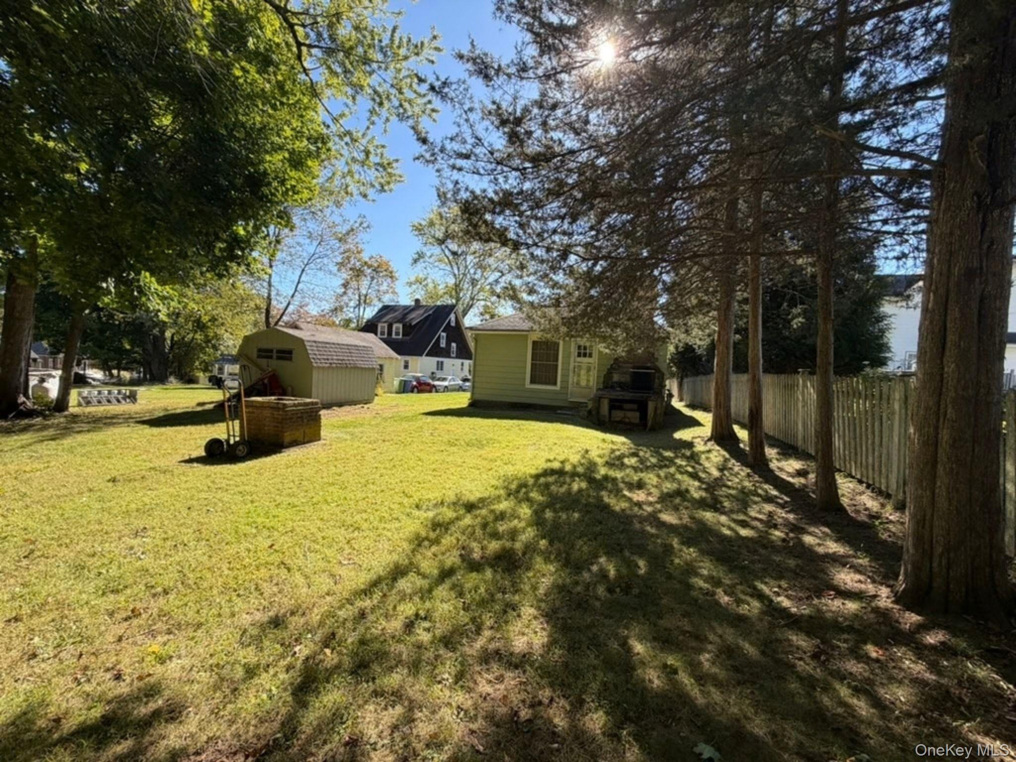 33 Roosevelt Avenue – For Sale photo 12