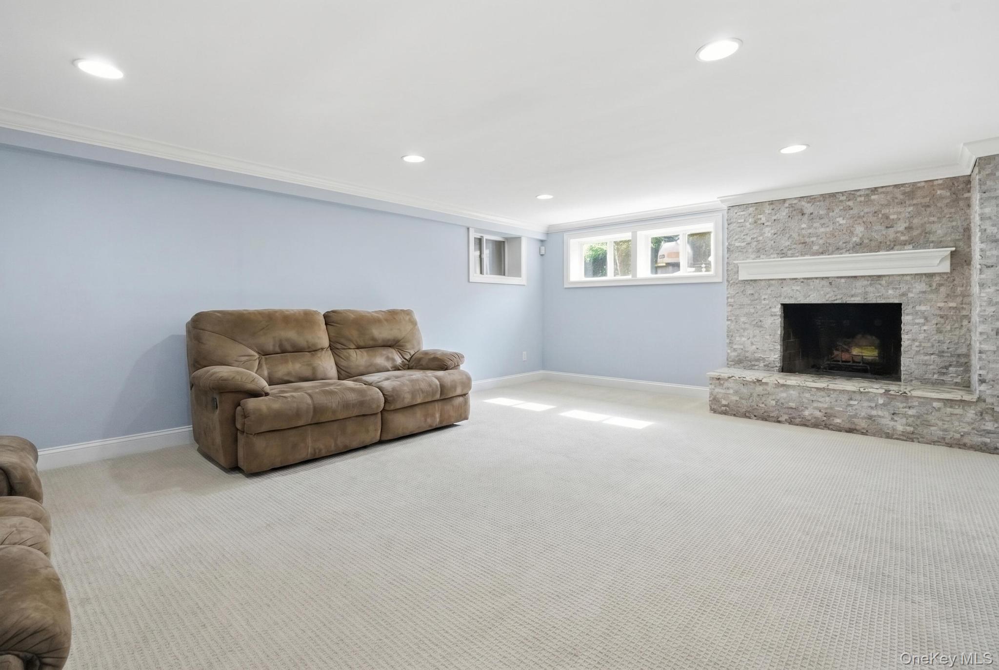 47 Orange Dr – For Rent photo 33