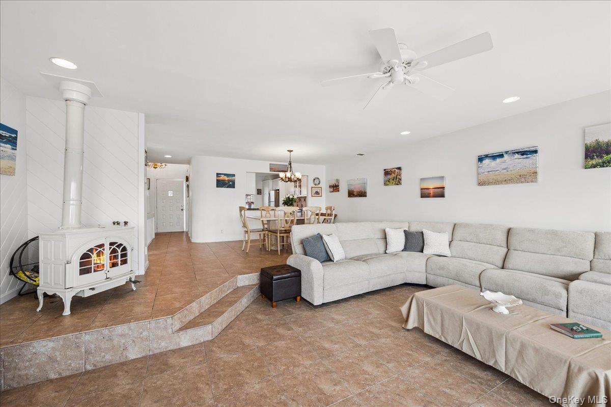 13 Waters Edge – For Sale photo 12