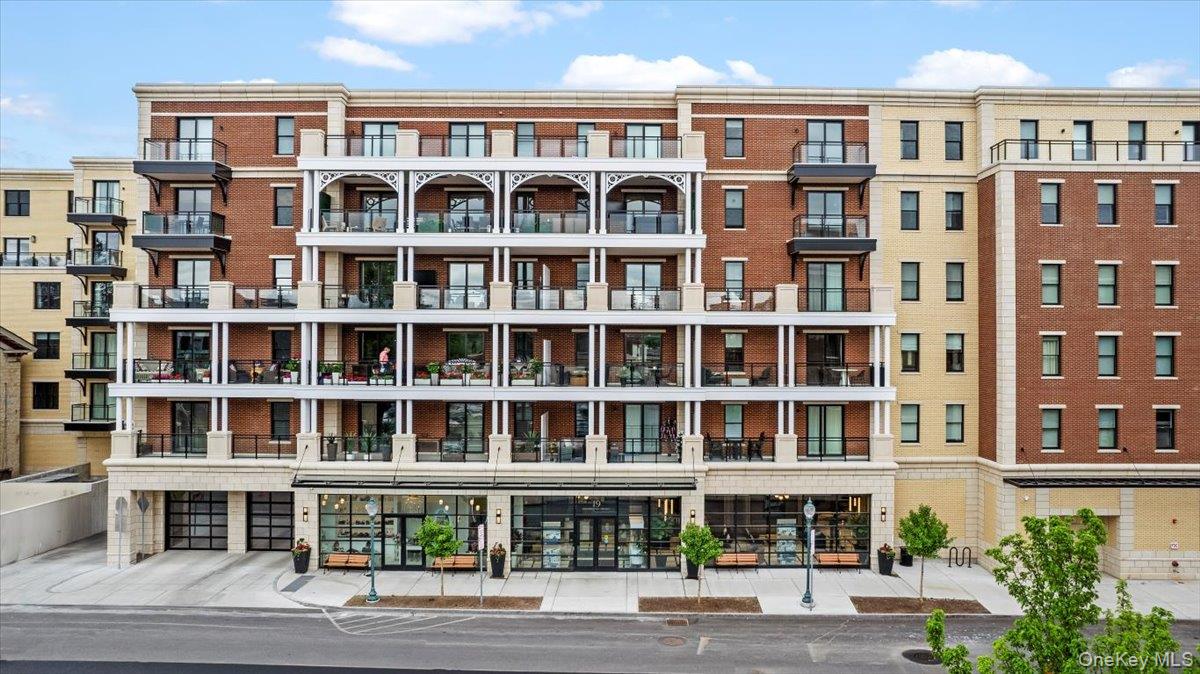 19 Washington Street, Unit 565