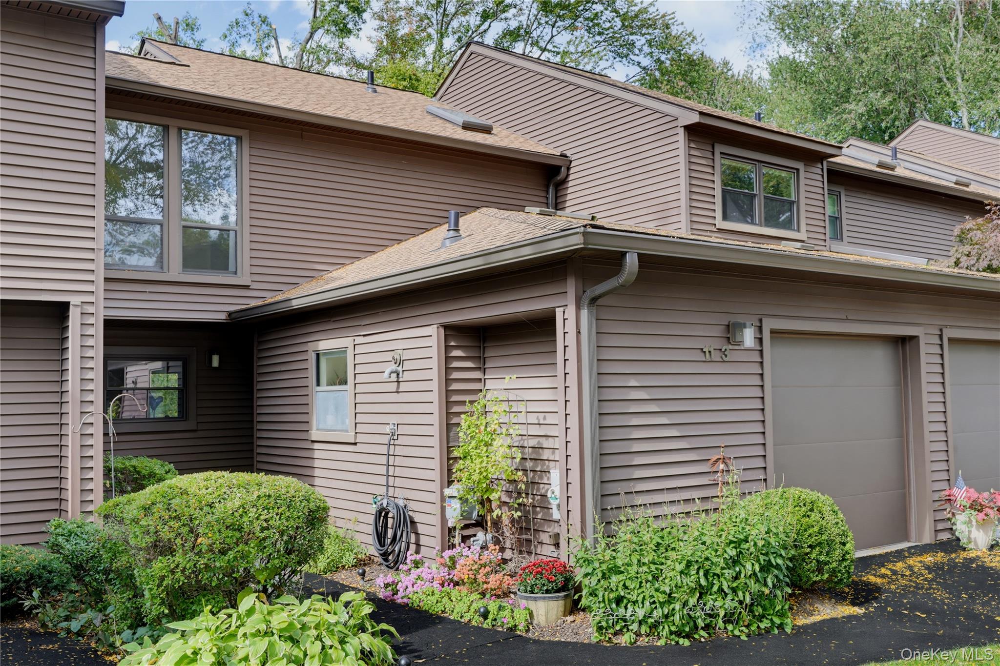 113 Woods Brooke Circle – For Sale photo 2