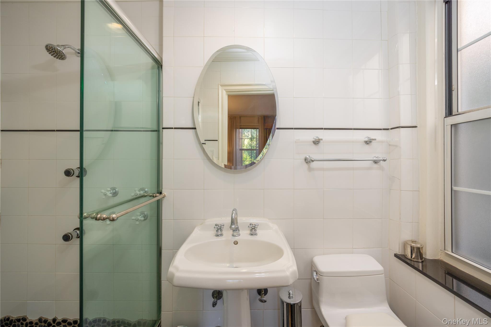 25 Parkview Avenue, Unit 2M photo 20