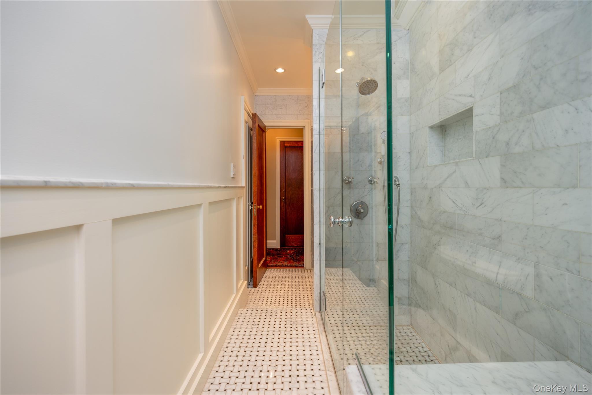25 Parkview Avenue, Unit 2M photo 22