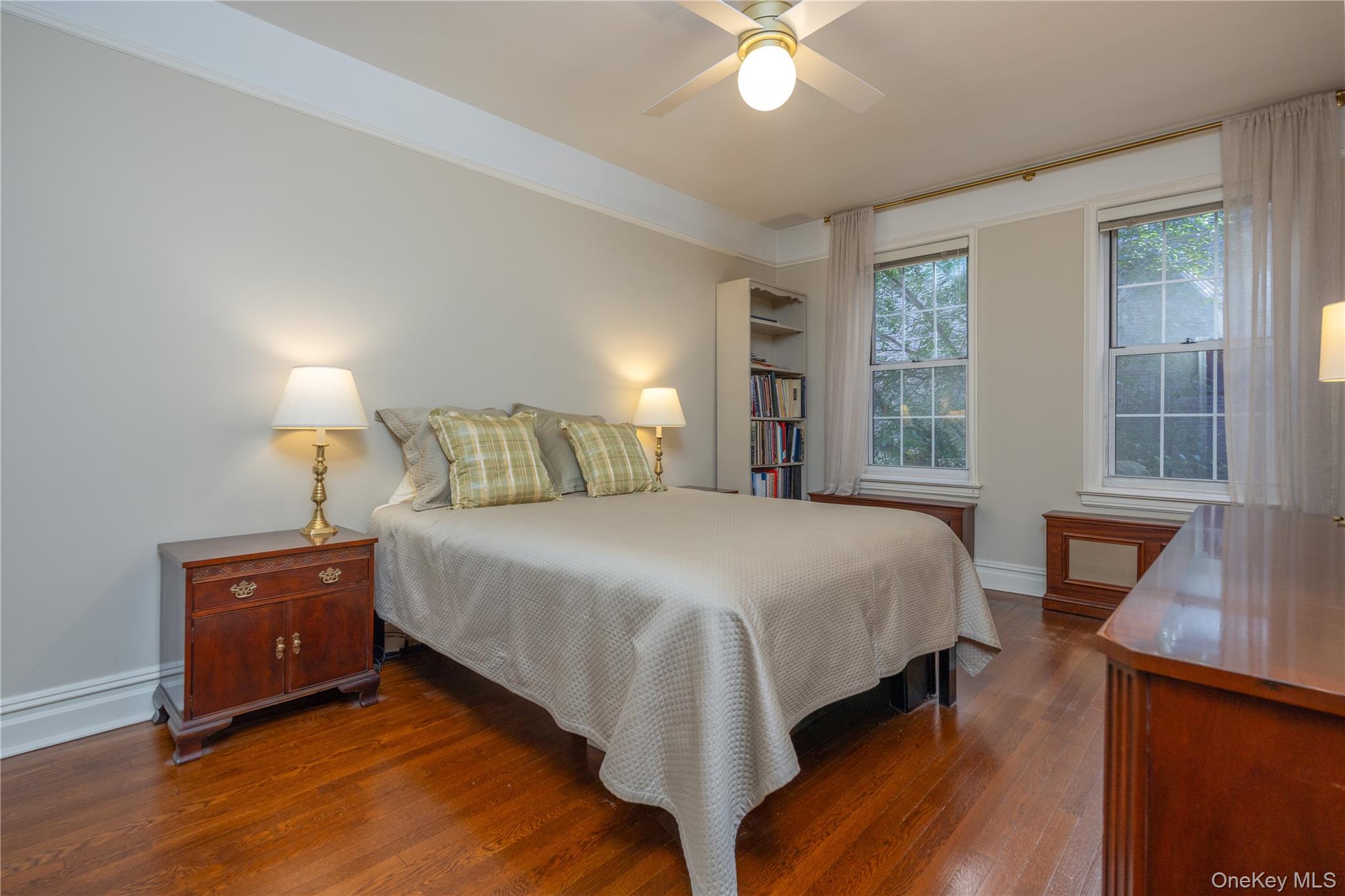 25 Parkview Avenue, Unit 2M photo 23