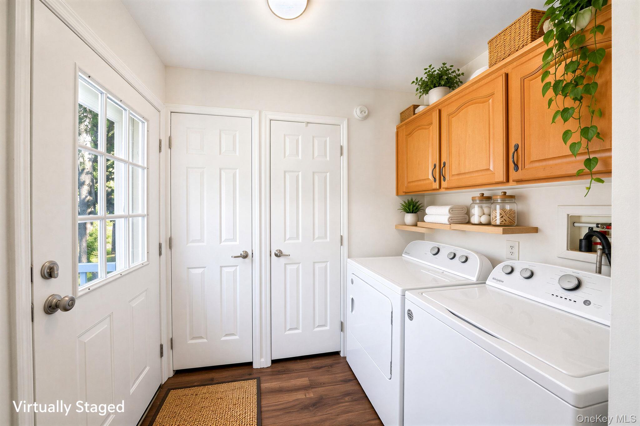1661 Old Country Road, Unit 516 photo 32