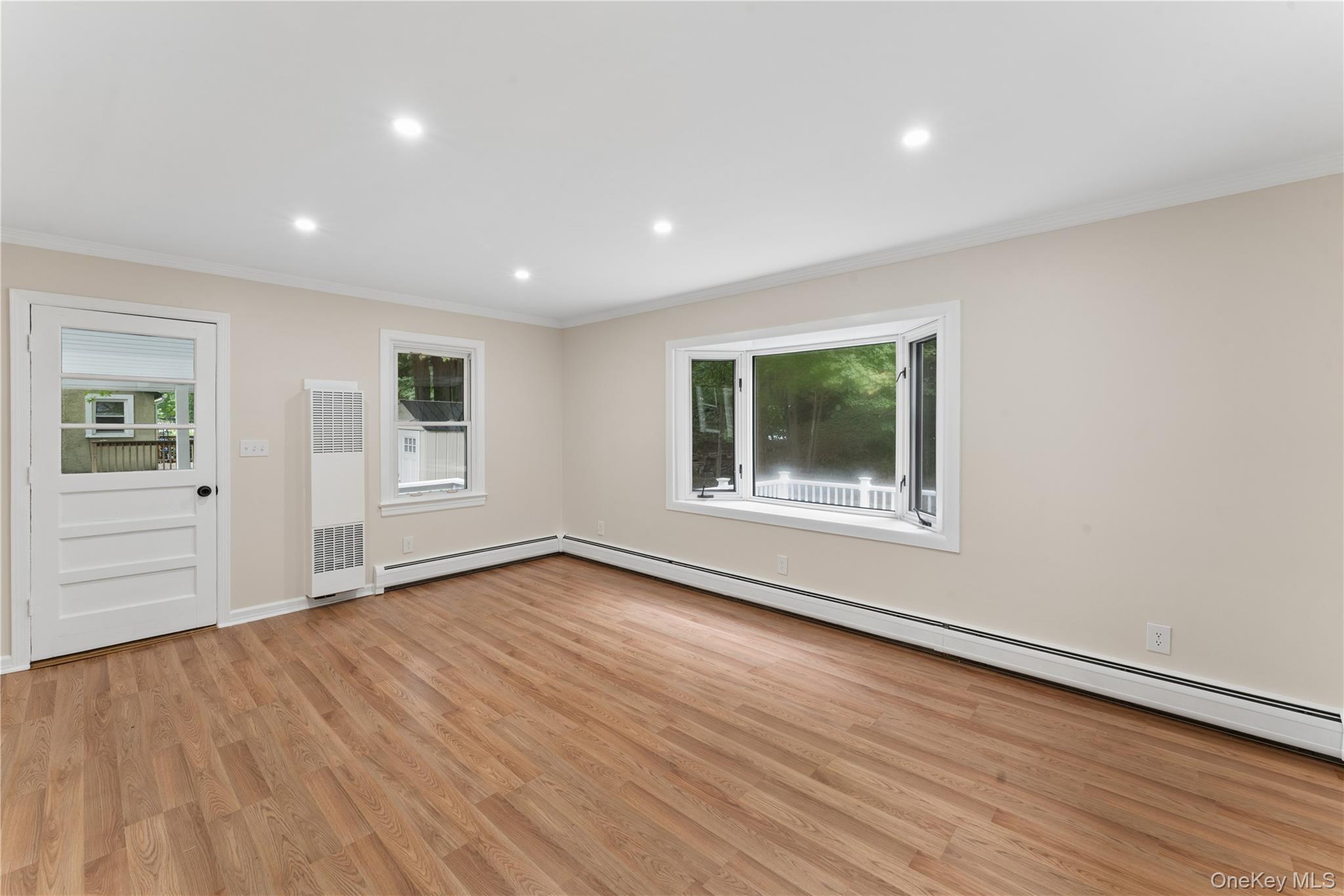 12 East Place – For Sale photo 12