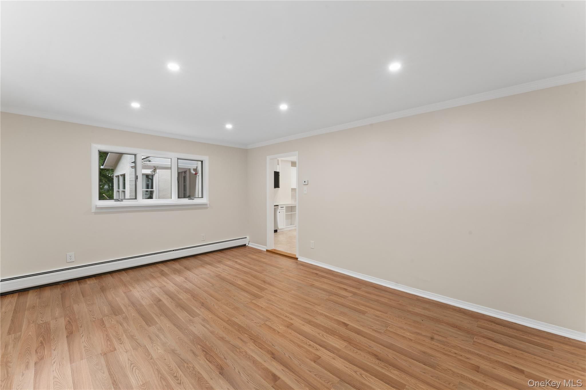 12 East Place – For Sale photo 14