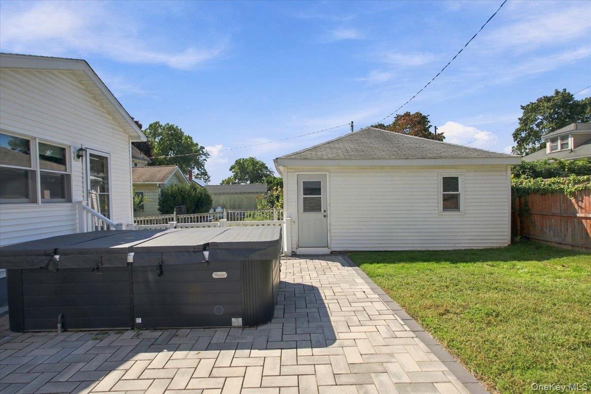 8 E Willow Street – For Rent photo 30