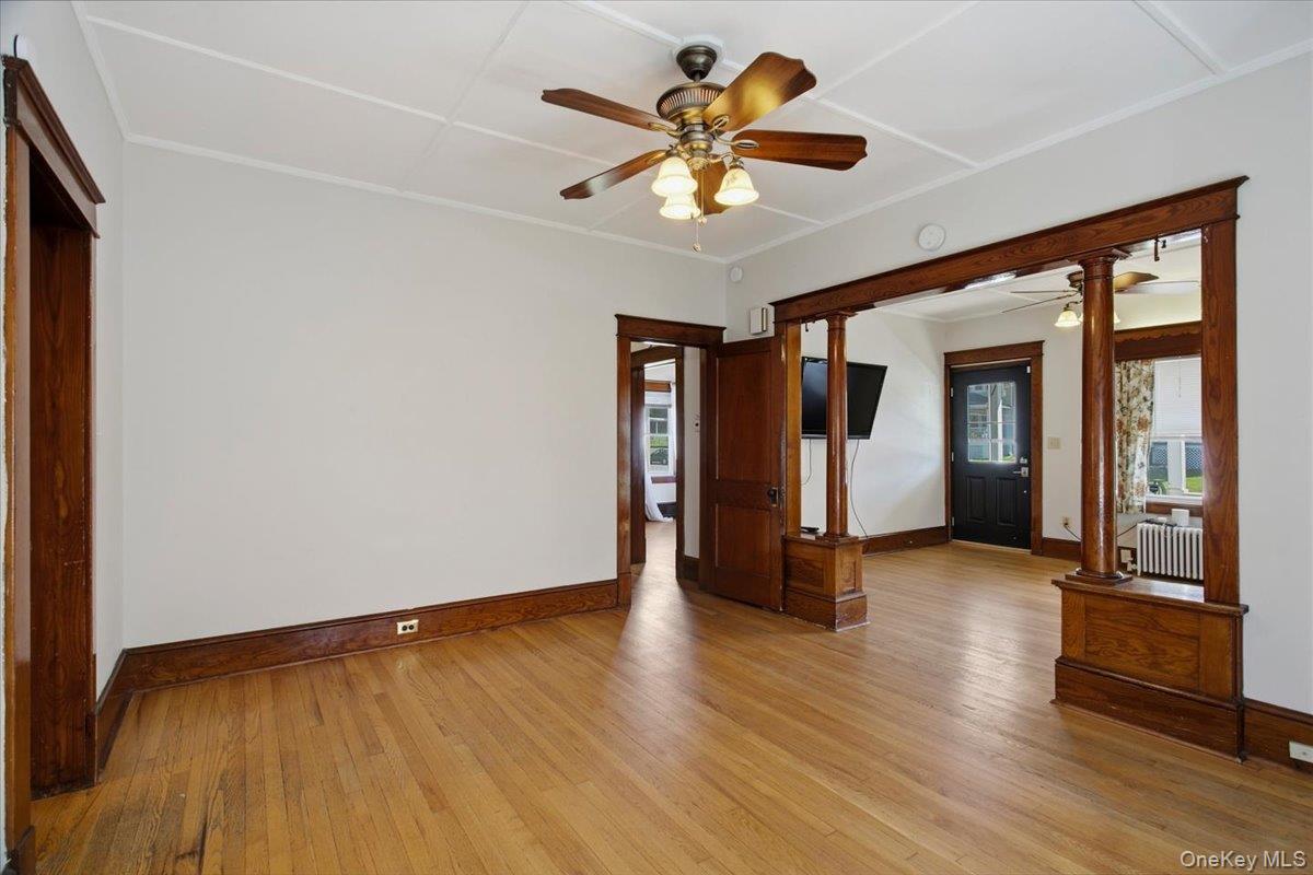 8 E Willow Street – For Rent photo 6