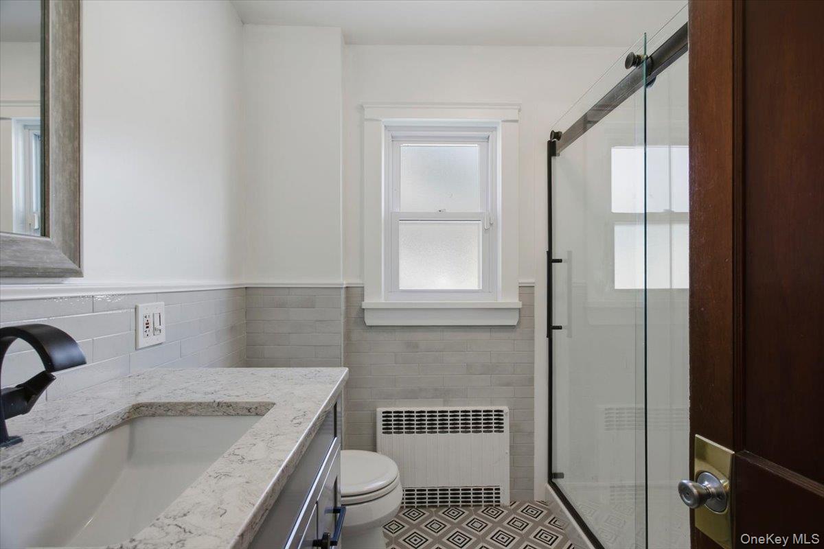 8 E Willow Street – For Rent photo 17