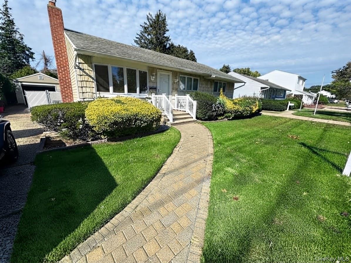 648 Dogwood Avenue – For Rent
