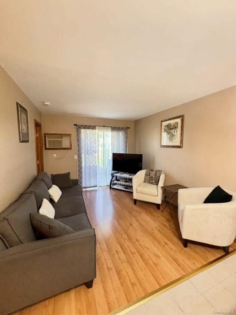 1001 Cherry Hill Drive, Unit 1001 photo 11