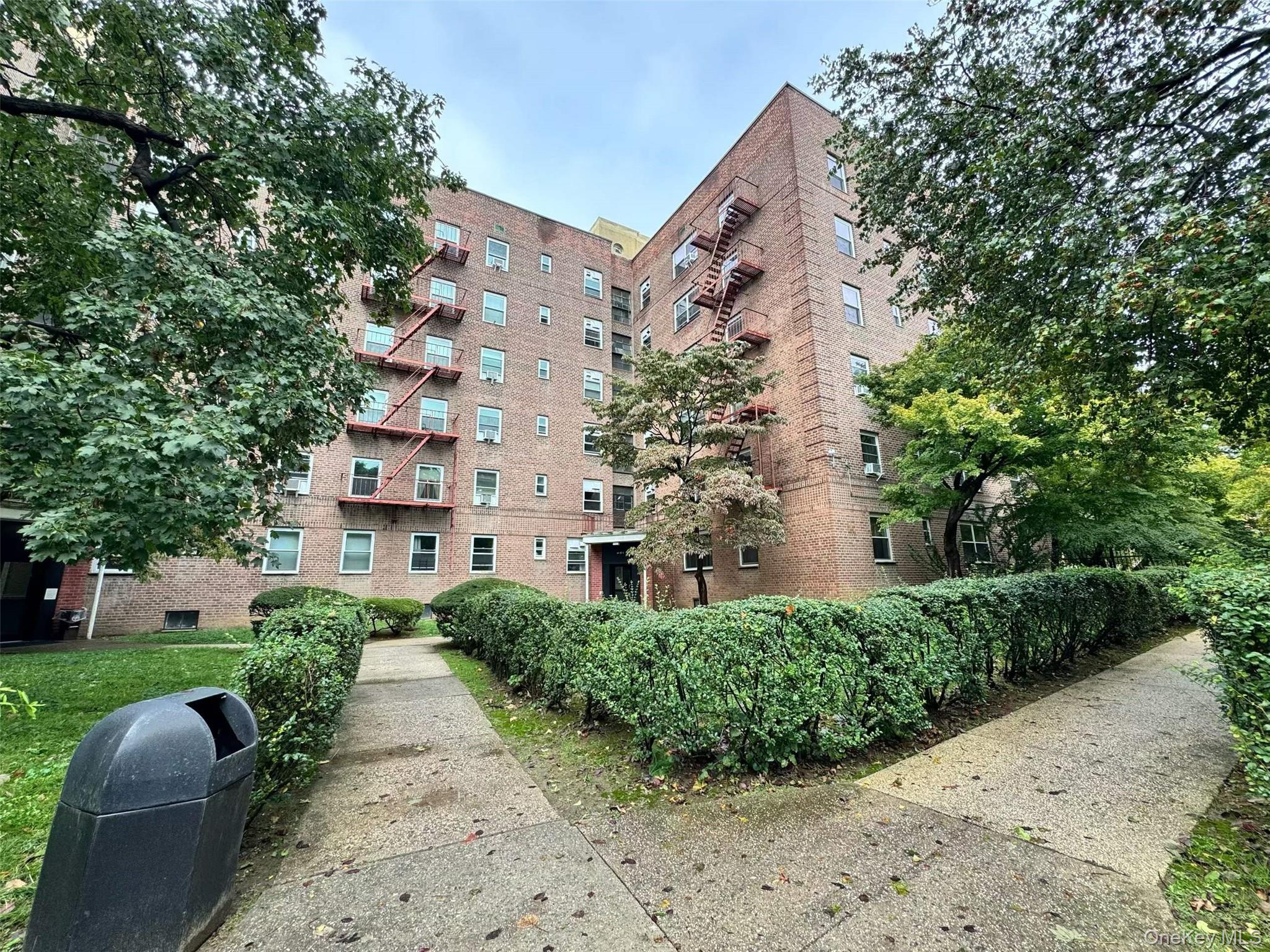 147-37 38 Avenue, Unit 16C