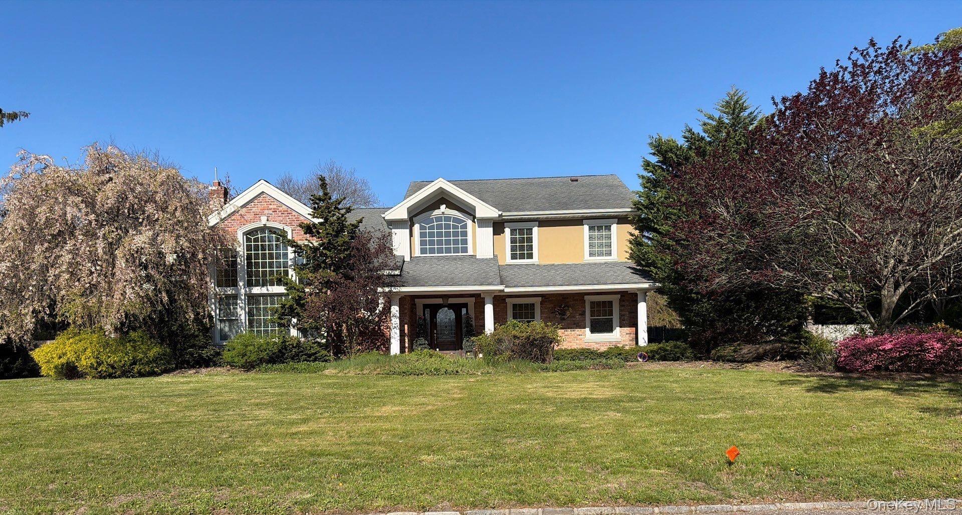 906 Thompson Drive – For Sale