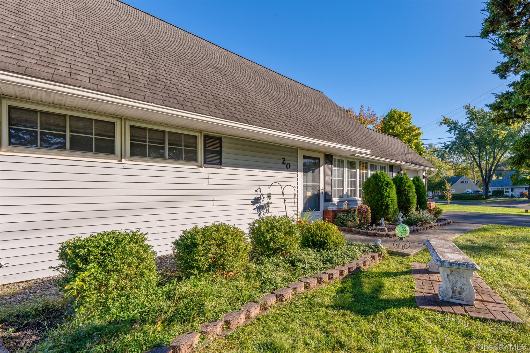 20 Meadowbrook Drive – For Sale photo 3