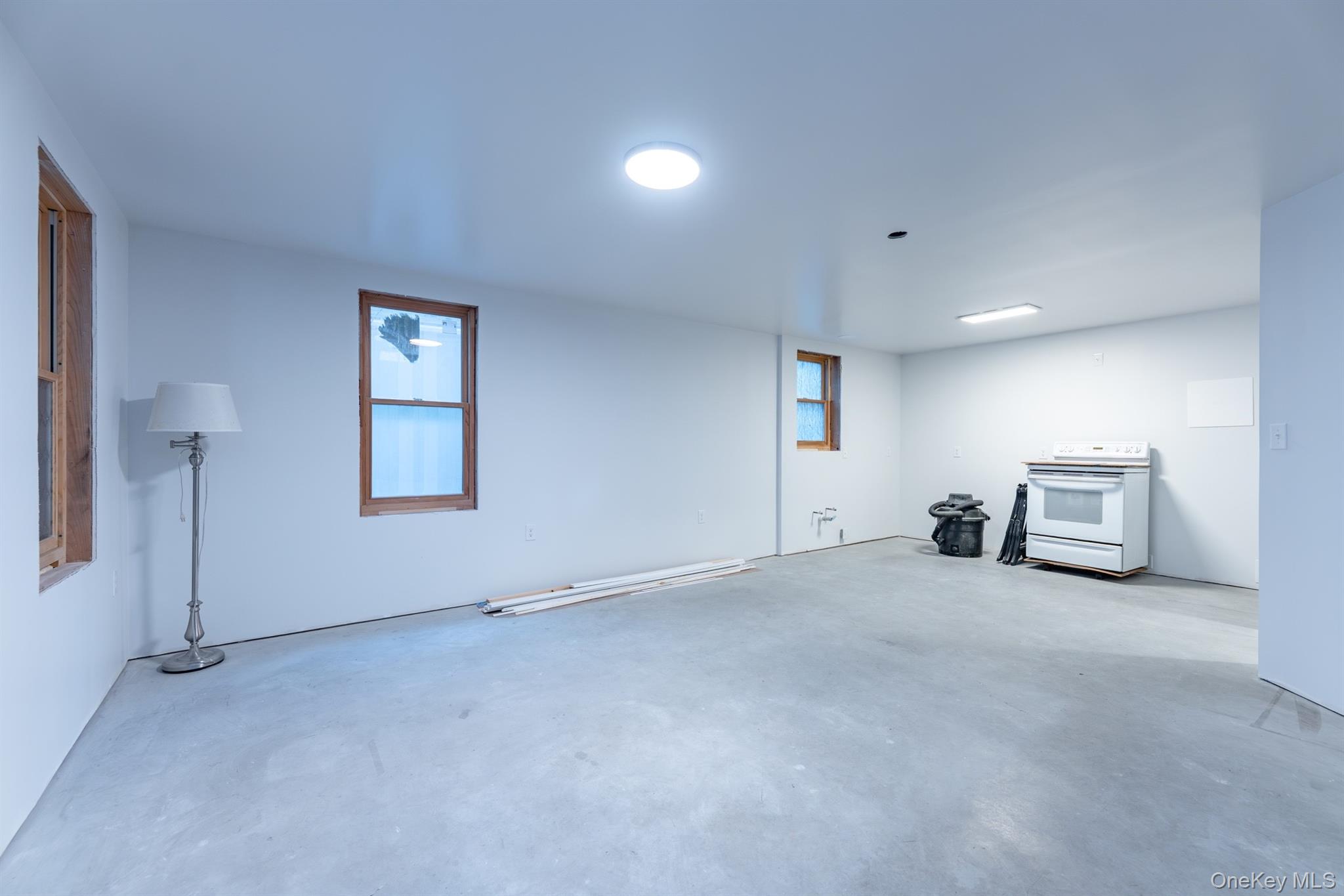 35 Rock Street – For Sale photo 7