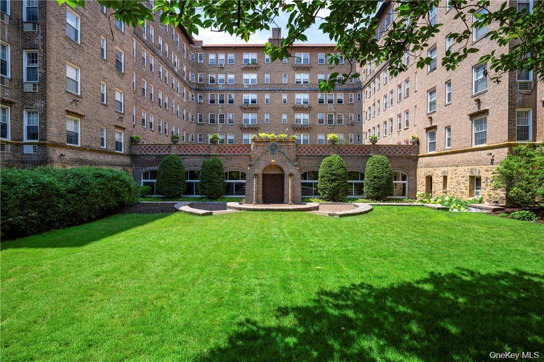16 N Chatsworth Avenue, Unit 712 photo 22