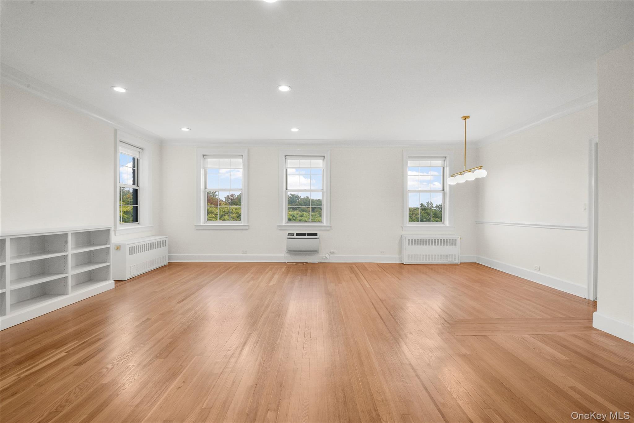 16 N Chatsworth Avenue, Unit 712 photo 6