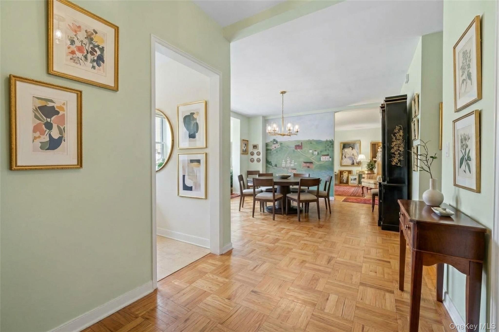 72 Pondfield Road W, Unit 4C photo 5