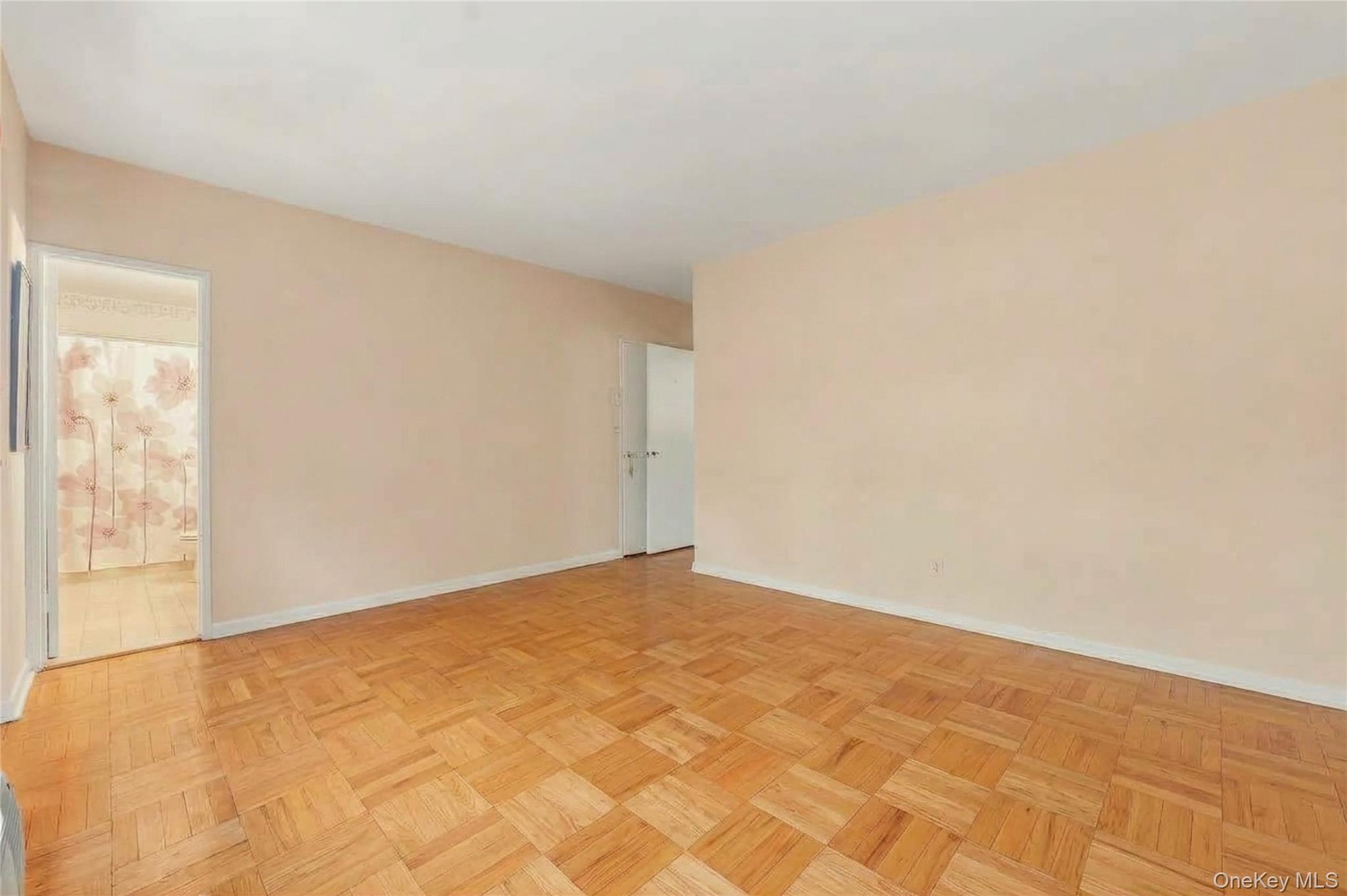 72 Pondfield Road W, Unit 4C photo 26