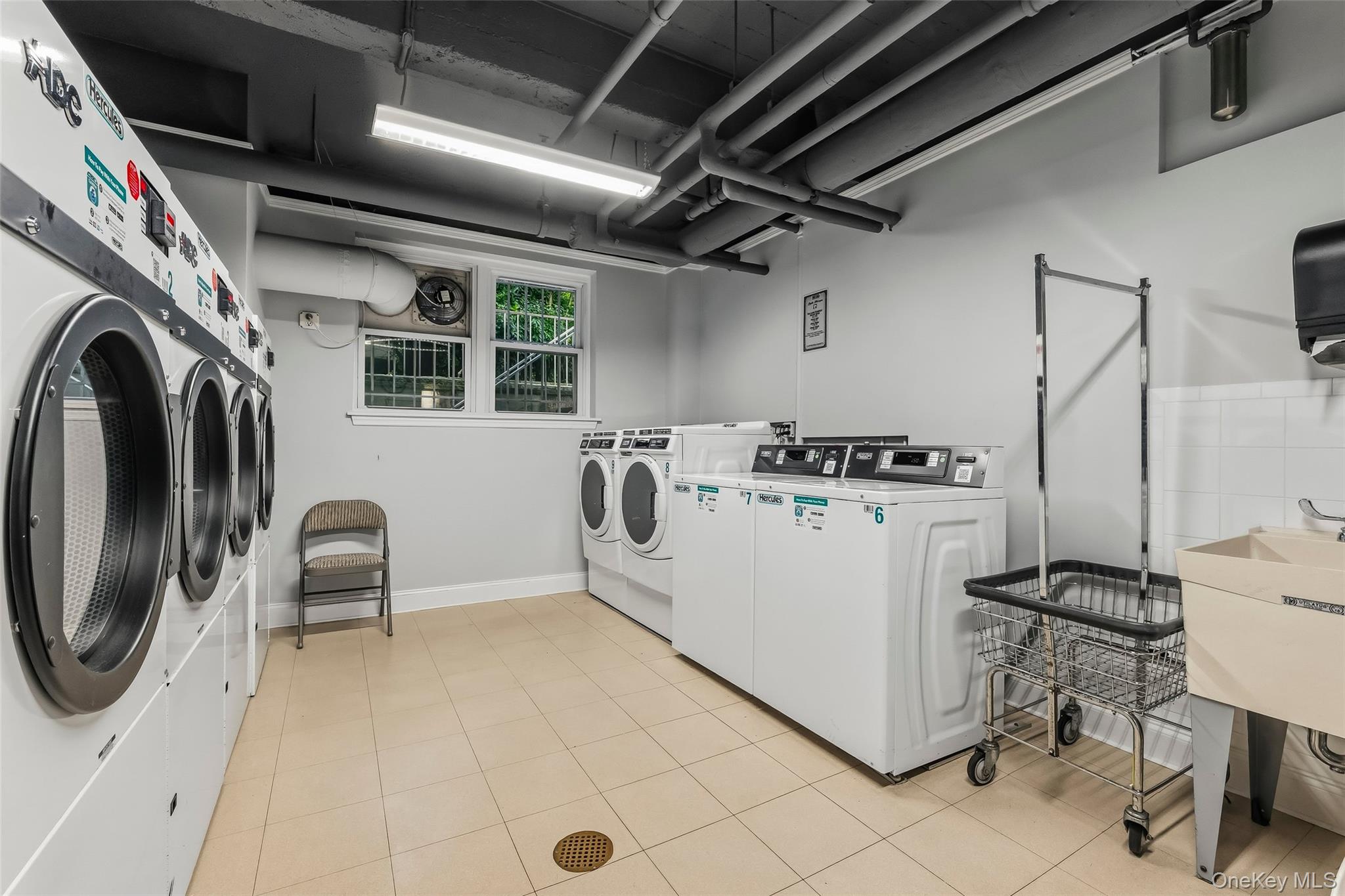 72 Pondfield Road W, Unit 4C photo 30