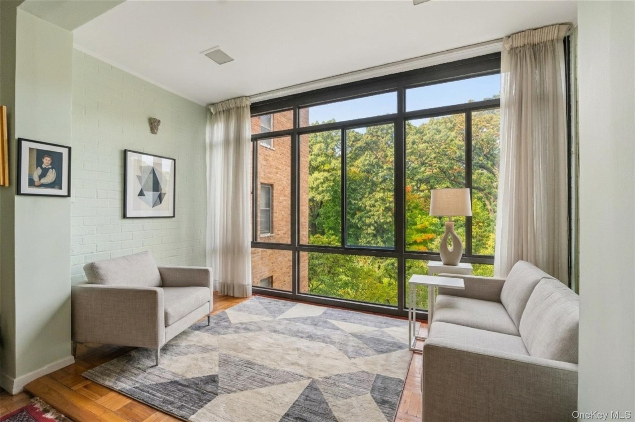 72 Pondfield Road W, Unit 4C photo 12