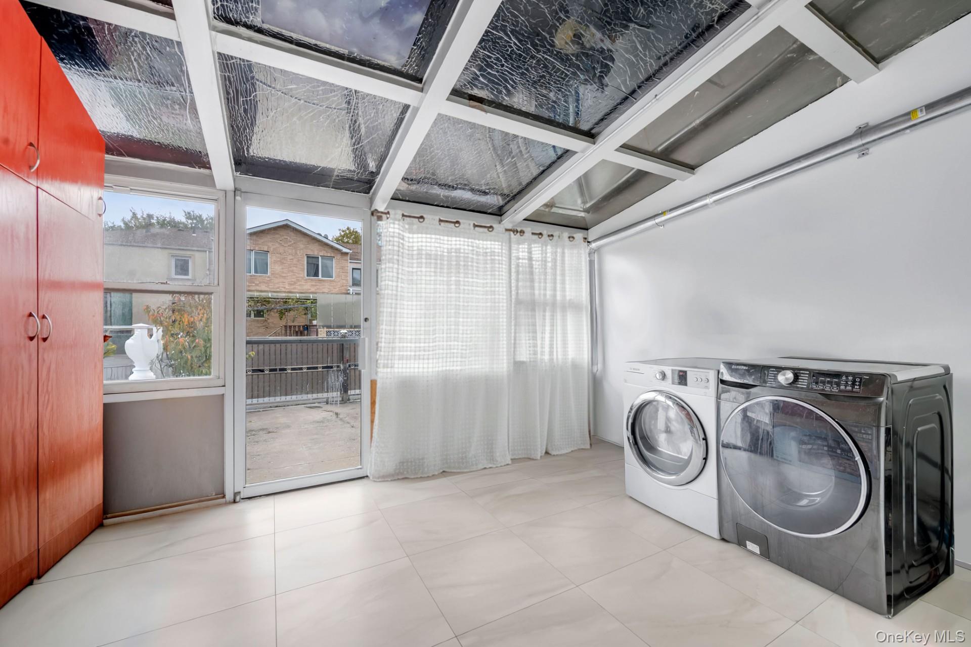 110-32 62 Drive – For Sale photo 8