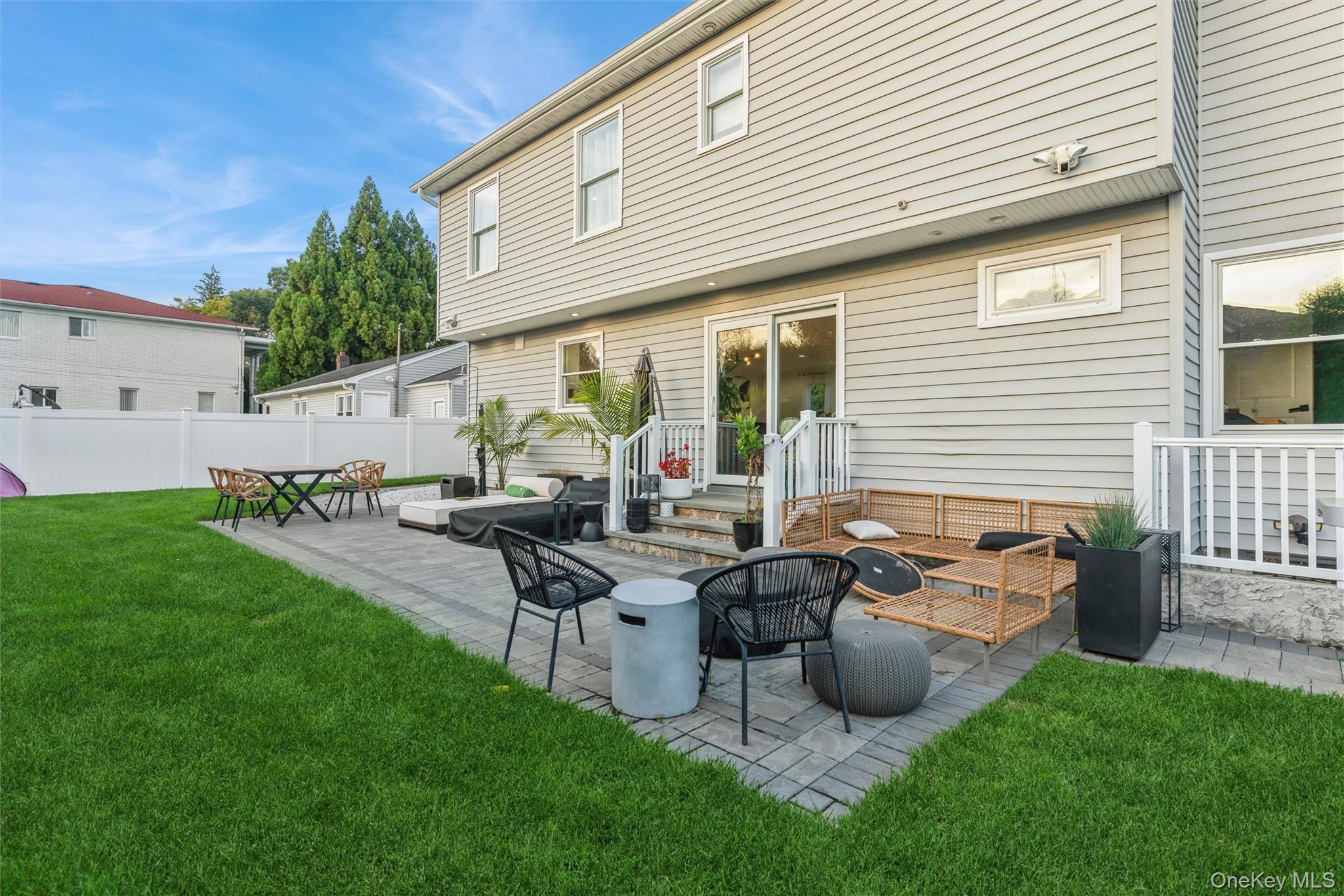 1402 Merrick Avenue – For Sale photo 32