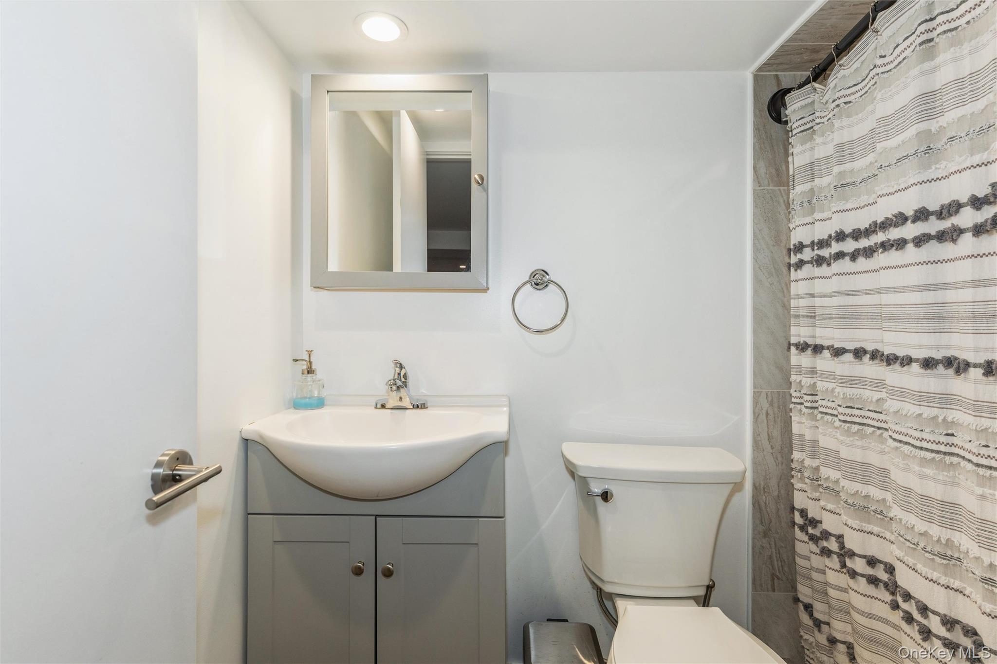1402 Merrick Avenue – For Sale photo 30