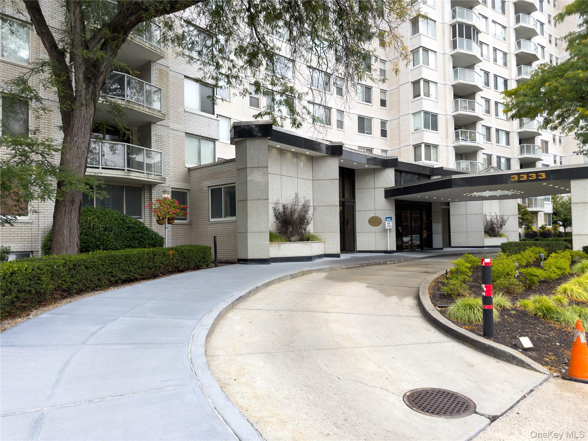 3333 Henry Hudson Parkway, Unit 5T