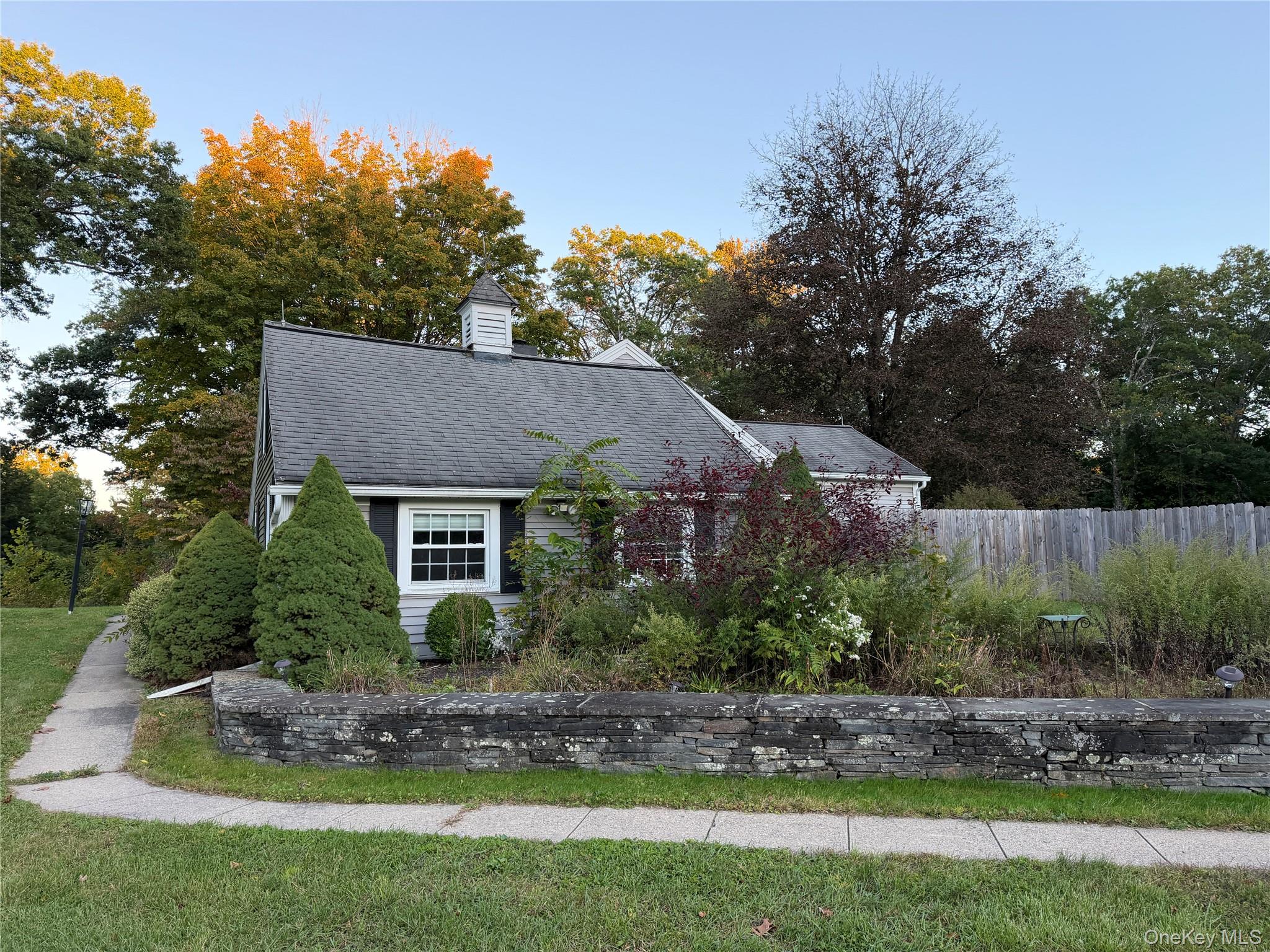 300 W Market Street – For Sale photo 7