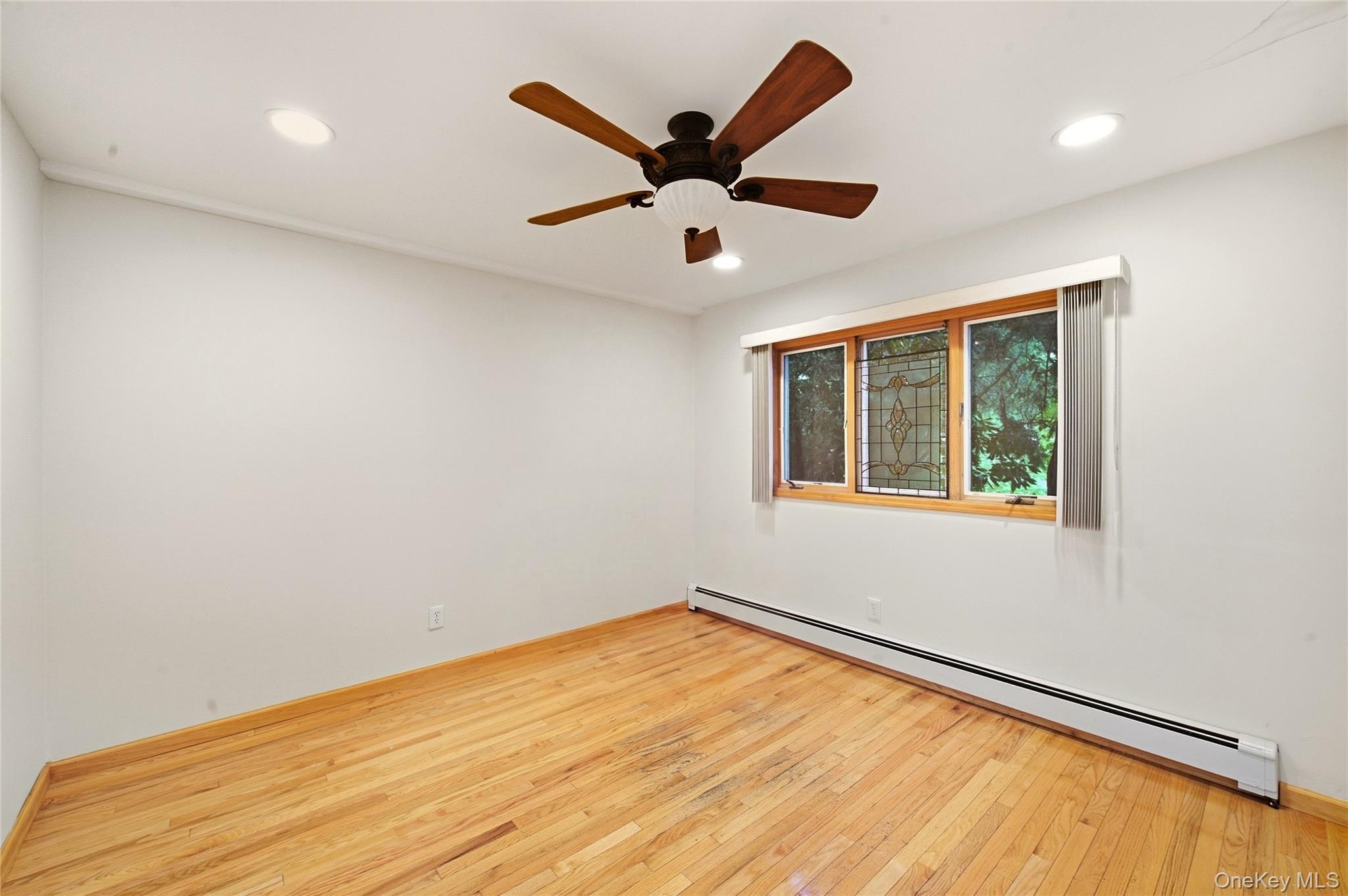2554 Linden Lane – For Sale photo 5