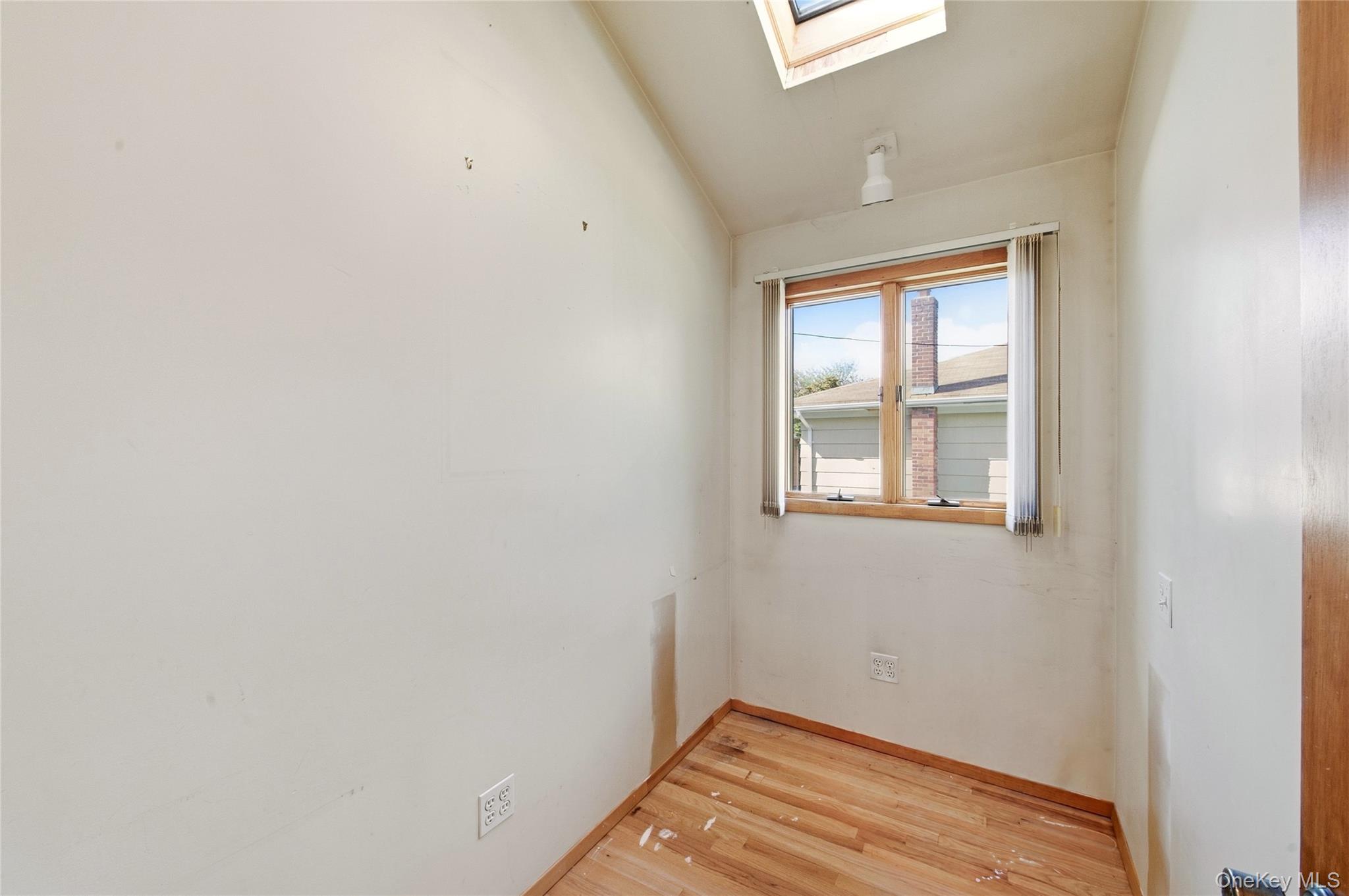2554 Linden Lane – For Sale photo 23