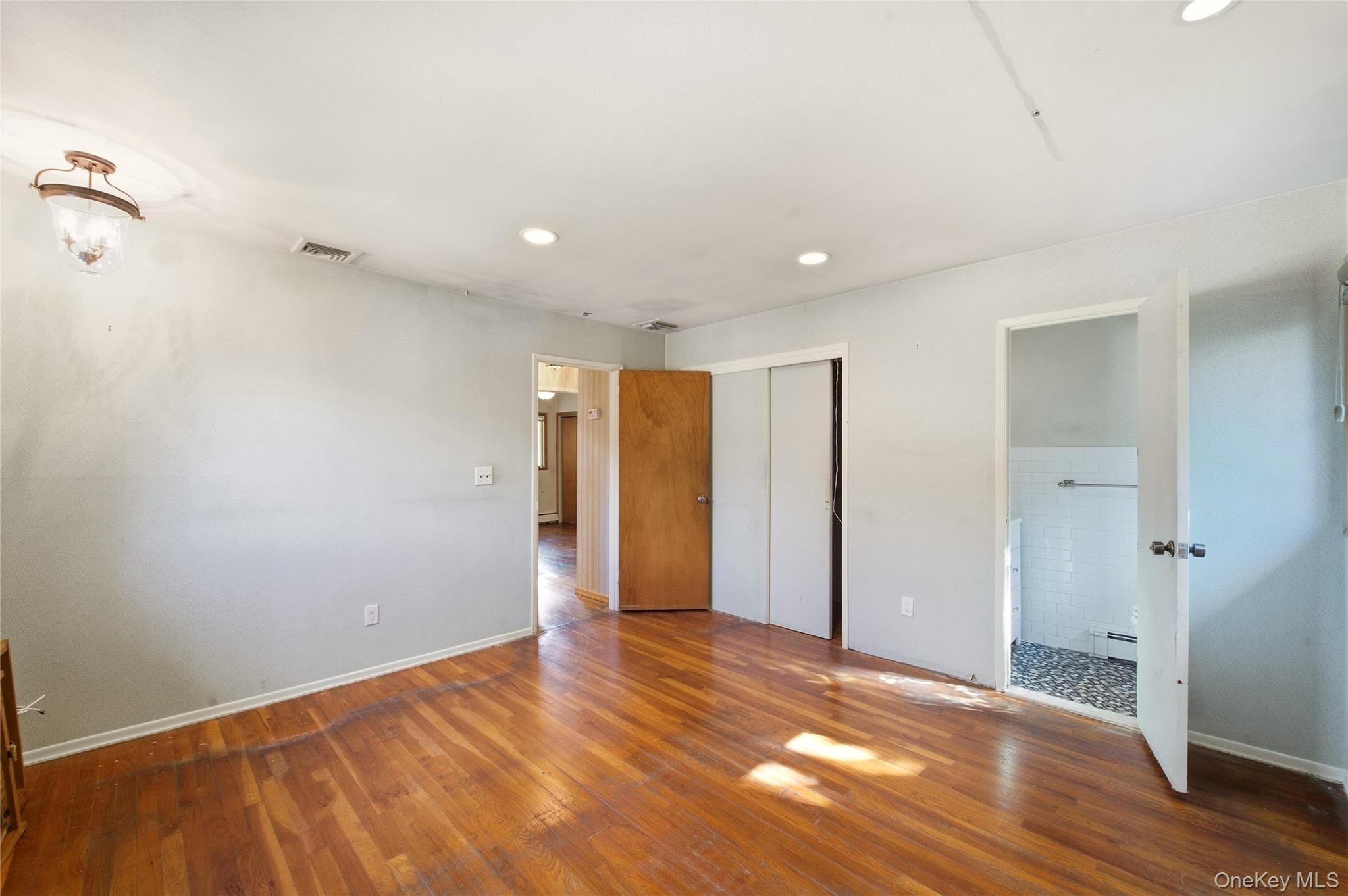 2554 Linden Lane – For Sale photo 26