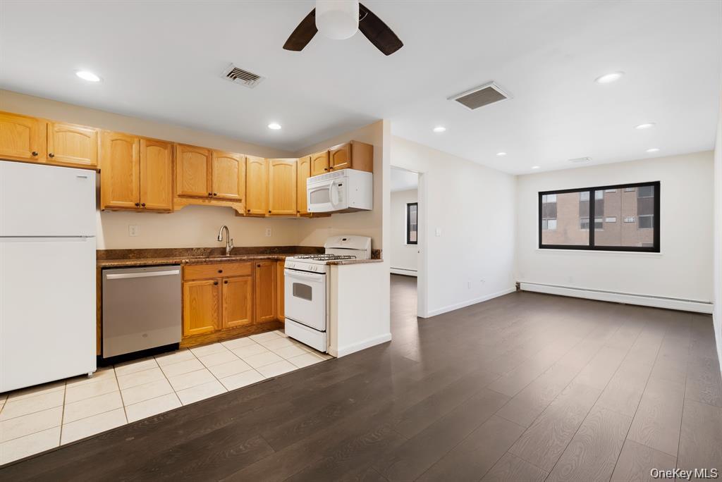 3 Charles Lane, Unit 2B photo 20