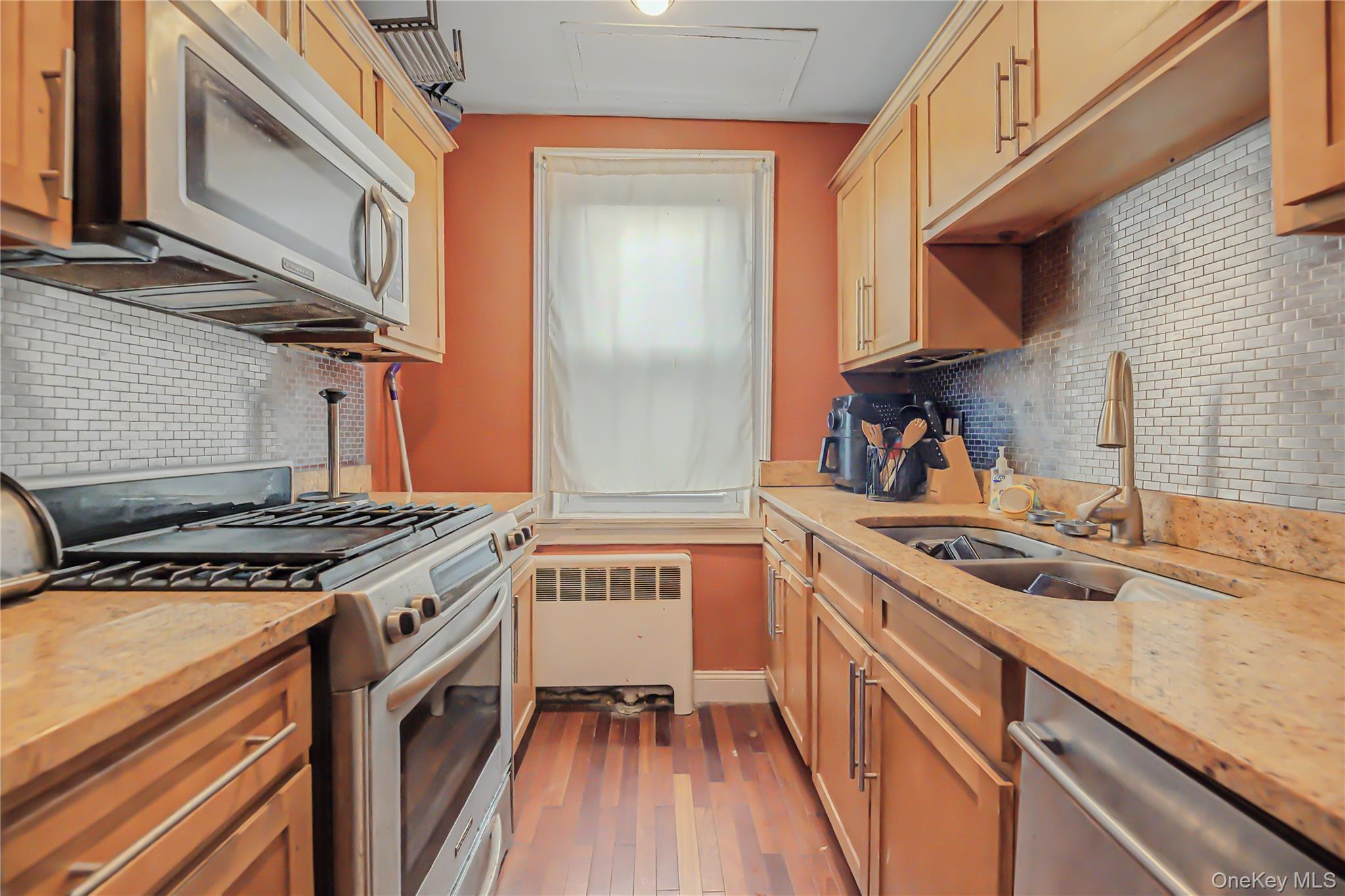 164 Ravine Avenue, Unit 3A photo 8