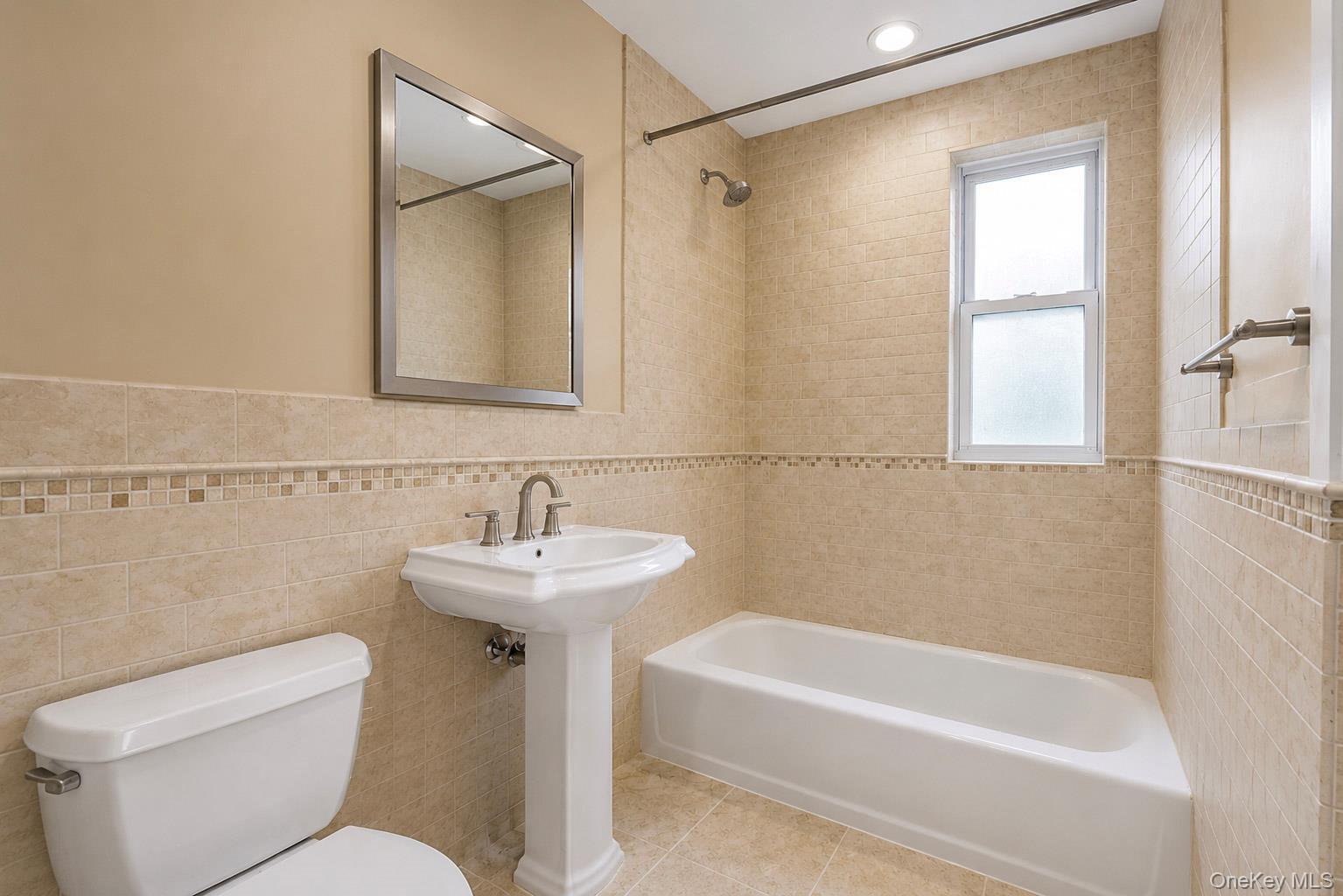 164 Ravine Avenue, Unit 3A photo 12