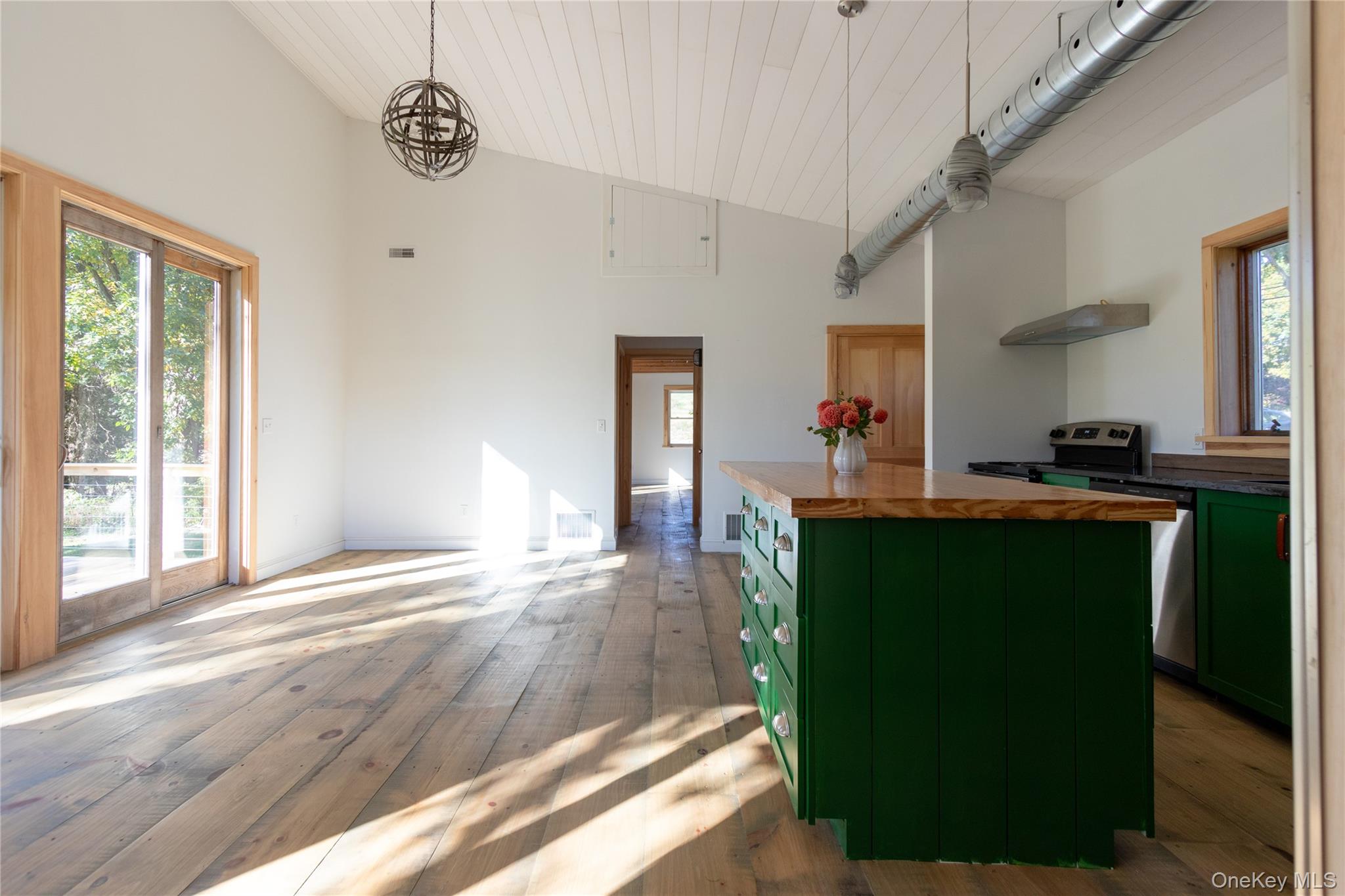 1024 Livingston Road – For Sale photo 6