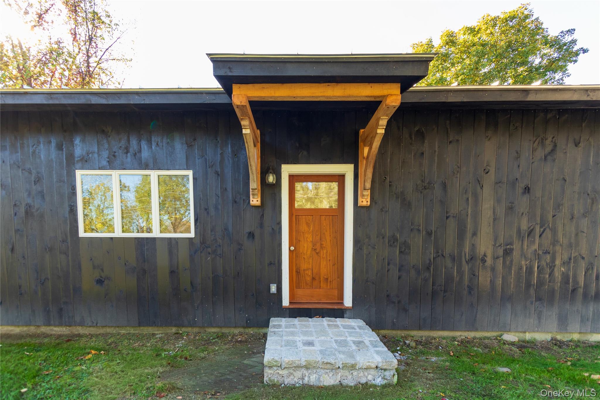 1024 Livingston Road – For Sale photo 3