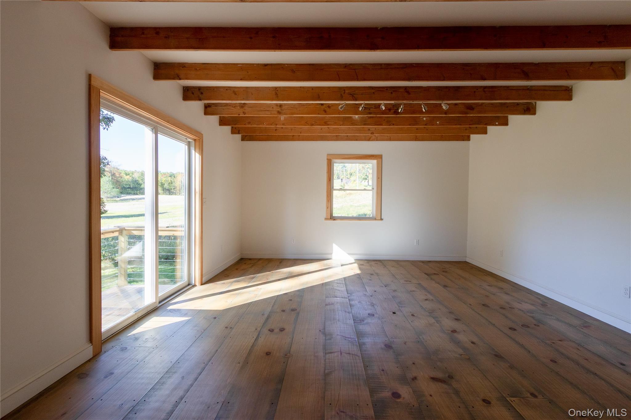 1024 Livingston Road – For Sale photo 10
