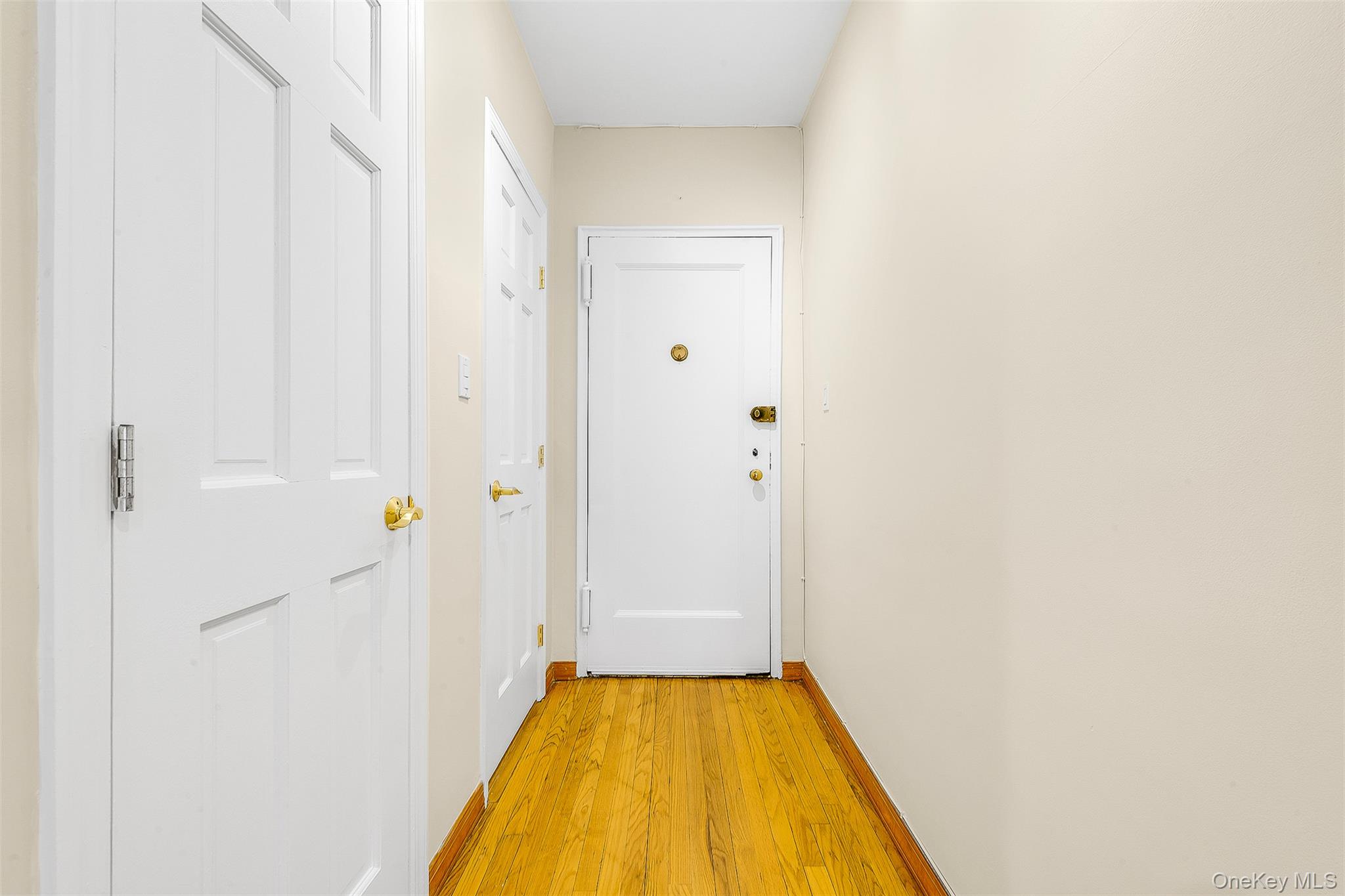 67-35 Yellowstone Boulevard, Unit 4S photo 4