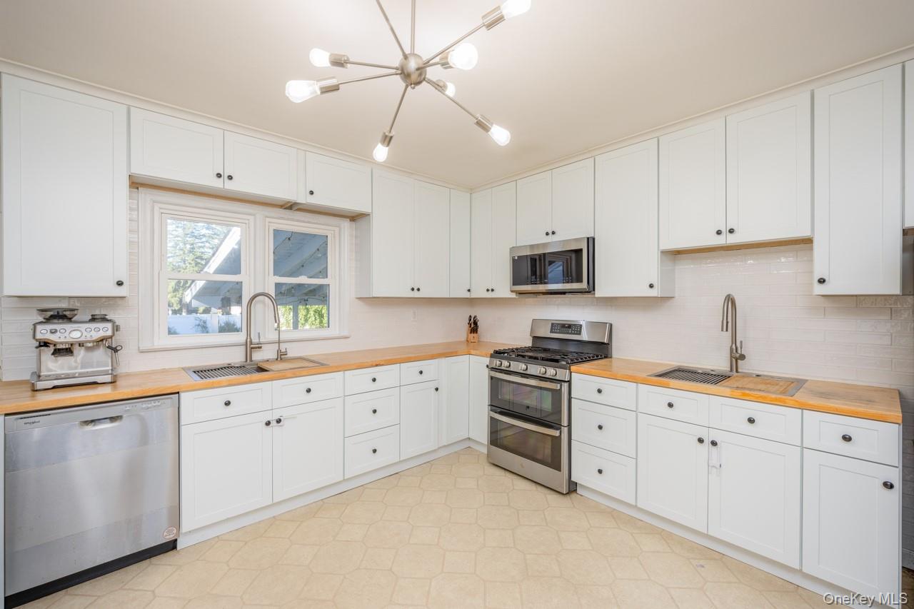 8 Deforest Avenue – For Sale photo 6