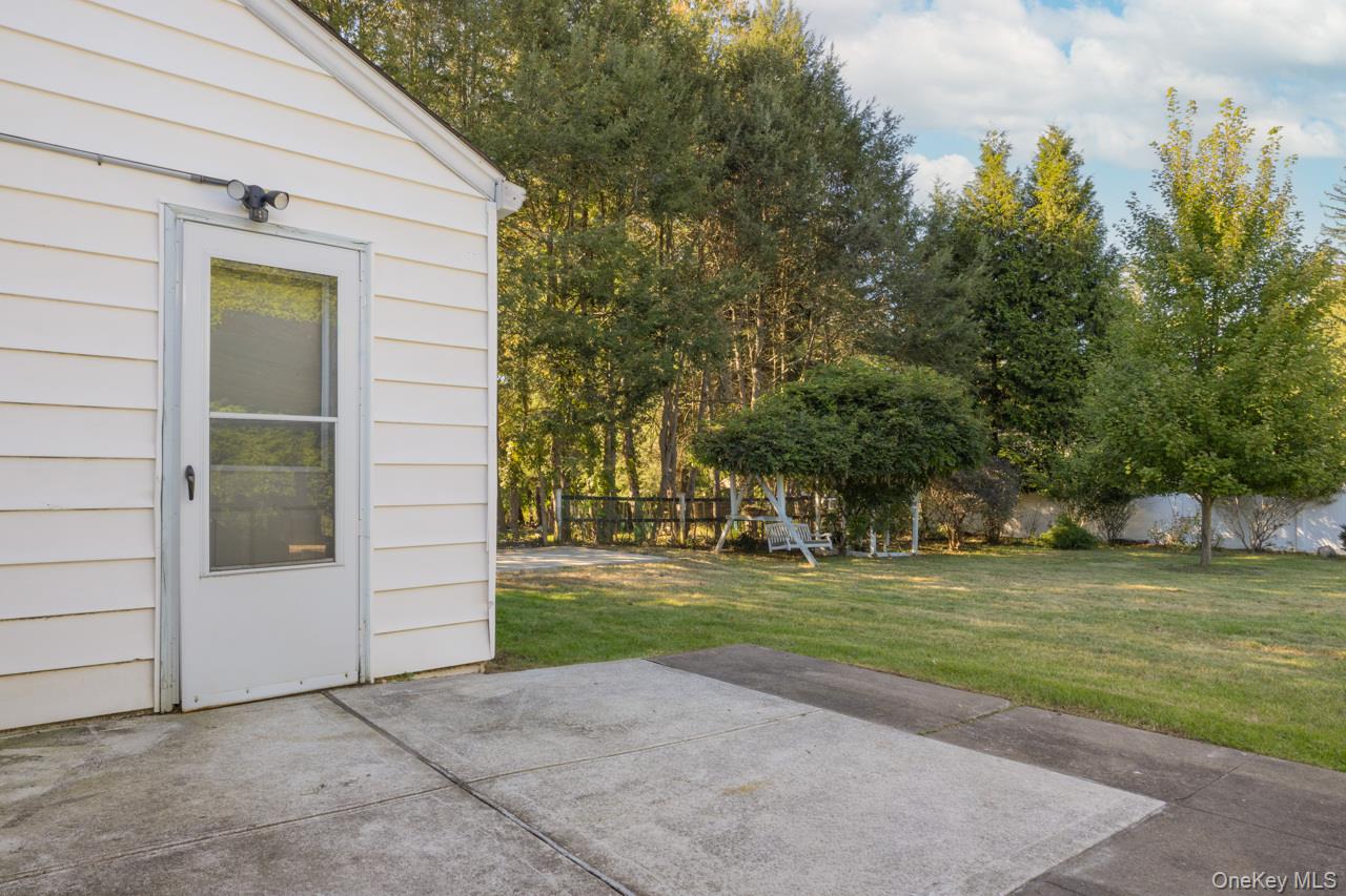 8 Deforest Avenue – For Sale photo 28